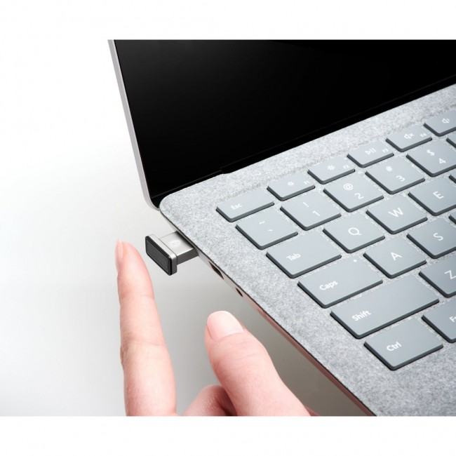 Kensington VeriMark IT Fingerprint Key Windows Hello & Windows Hello for Business