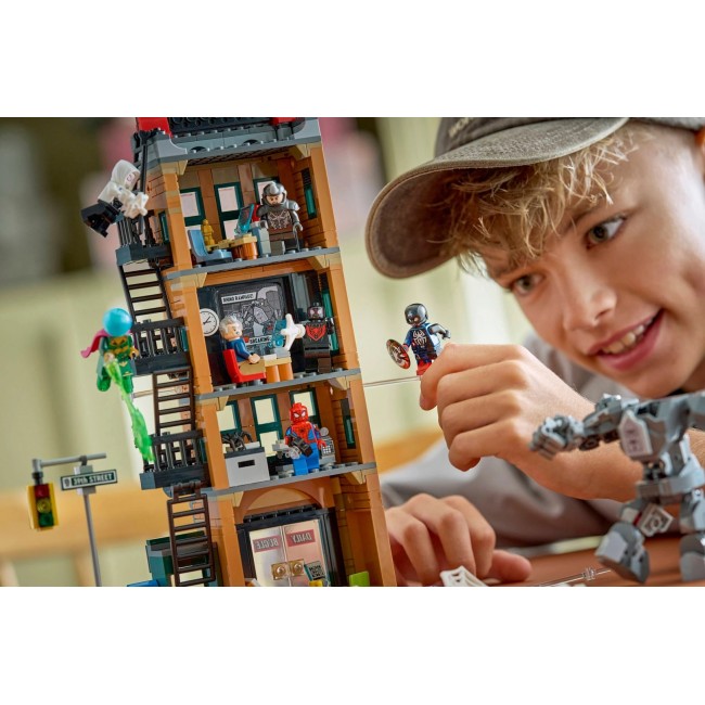 LEGO MARVEL 76342 Spider-Man vs. Mysterio: The Daily Bugle