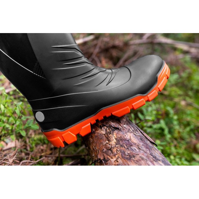 NEO tools 82-900-42 safety footwear