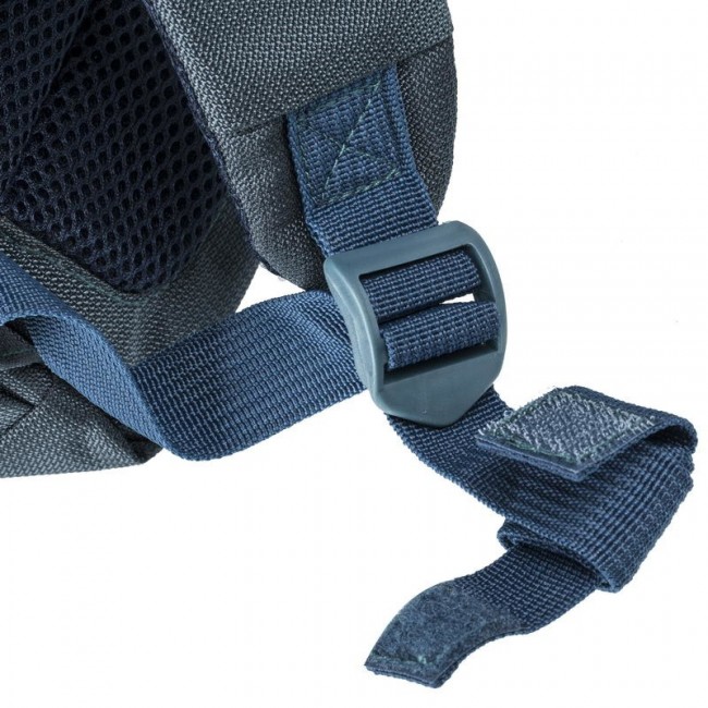 Rivacase 8460 43.2 cm (17