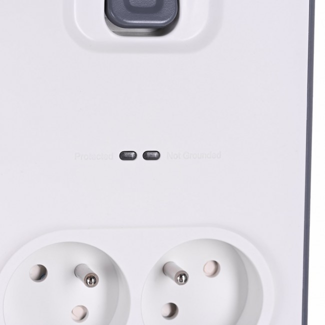 Belkin BSV804ca2M White 8 AC outlet(s) 2 m Belkin BSV804ca2M White 8 AC outlet(s) 2 m