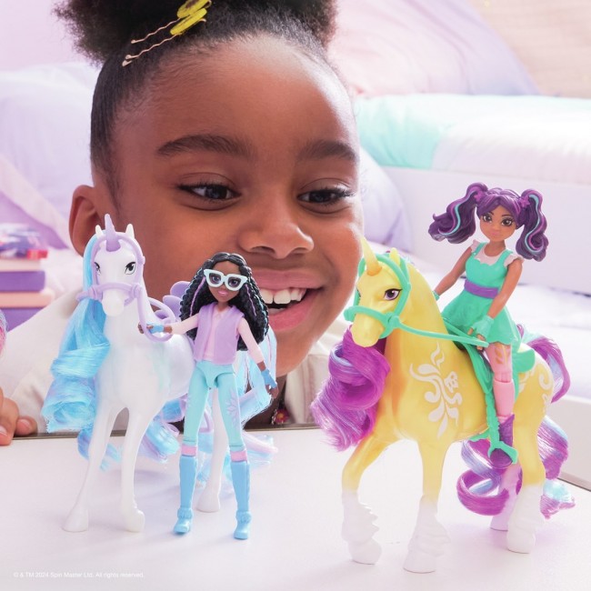 Unicorn Academy, Layla & Glacier with 2 Accessories & Hair Tool, Dolls & Unicorn Toys for Girls Ages 4 and up Unicorn Academy, Layla & Glacier with 2 Accessories & Hair Tool, Dolls & Unicorn Toys for Girls Ages 4 and up