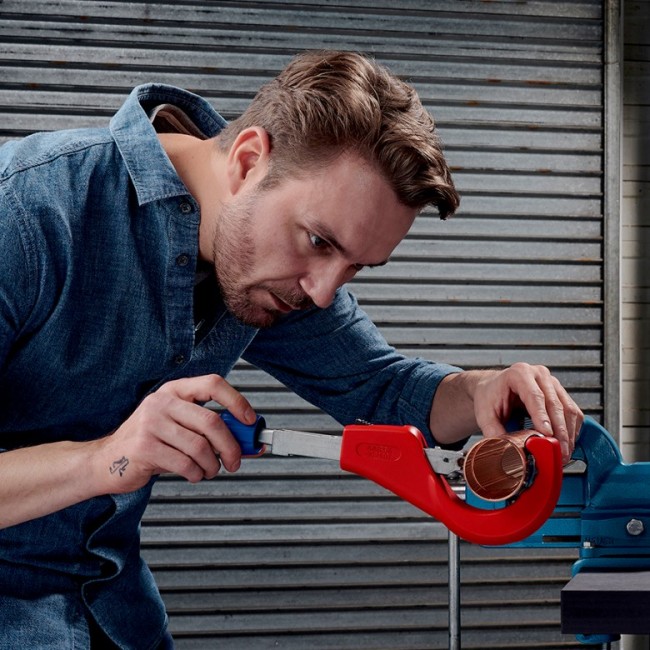 Knipex 90 31 03 BK manual pipe cutter Pipecutter