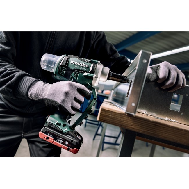 Metabo NP 18 LTX BL 5.0 riveter Hand gun