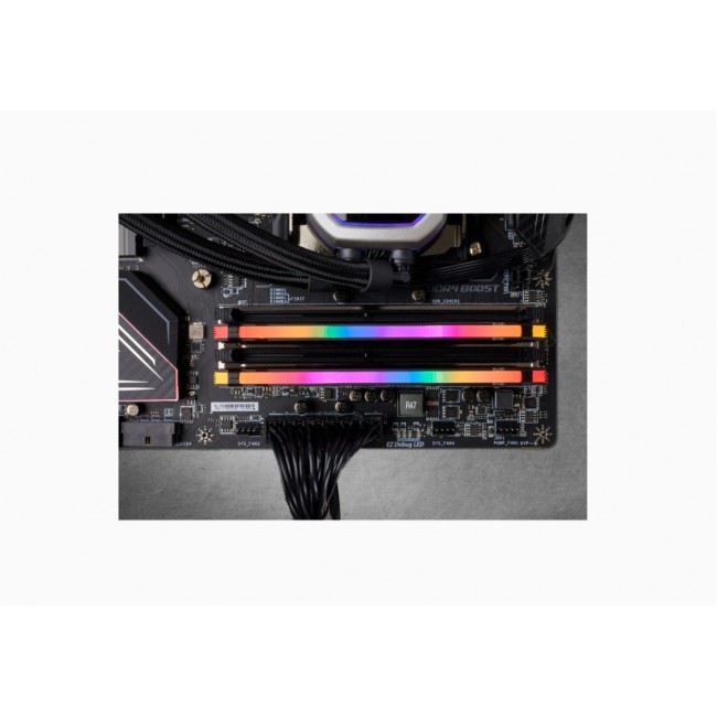 Corsair Vengeance RGB Pro memory module 32 GB 2 x 16 GB DDR4 288-pin DIMM