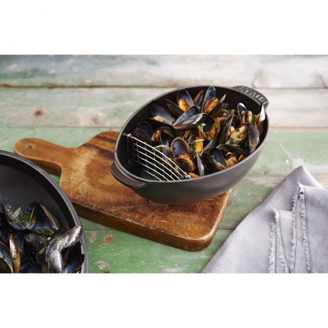 ZWILLING STAUB SPECIAL COCOTTE MUSSEL POT BLACK 2 L Casserole baking dish ZWILLING STAUB SPECIAL COCOTTE MUSSEL POT BLACK 2 L Casserole baking dish