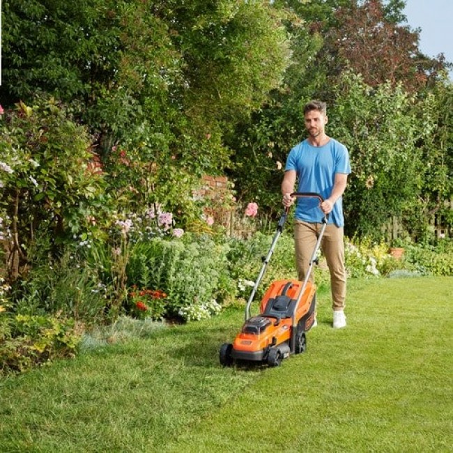 Black & Decker BCMW3318L2 Push lawn mower Battery Black, Orange