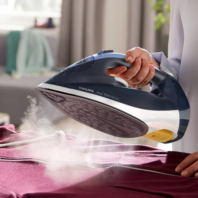 Philips 7000 series DST7030/20 iron Dry & Steam iron SteamGlide Plus soleplate 2800 W Blue Philips 7000 series DST7030/20 iron Dry & Steam iron SteamGlide Plus soleplate 2800 W Blue