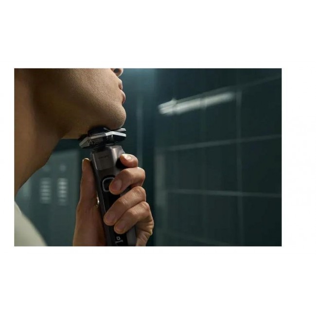 Men's electric shaver, brown + case, Philips 5000 series S5886/38 Men's electric shaver, brown + case, Philips 5000 series S5886/38