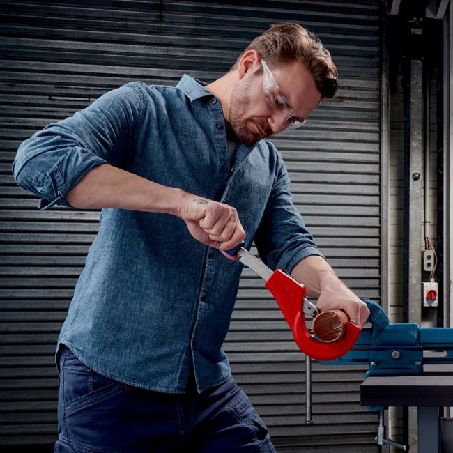 Knipex 90 31 03 BK manual pipe cutter Pipecutter