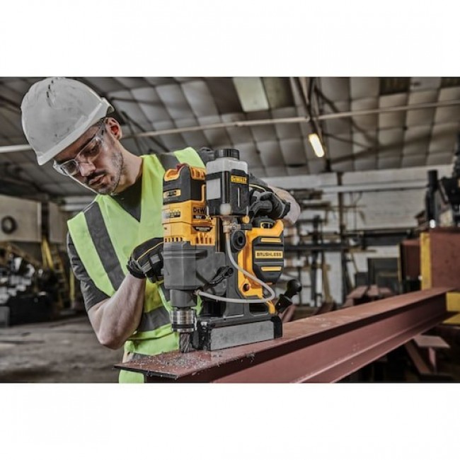 DeWALT DCD1623N-XJ drill Yellow DeWALT DCD1623N-XJ drill Yellow