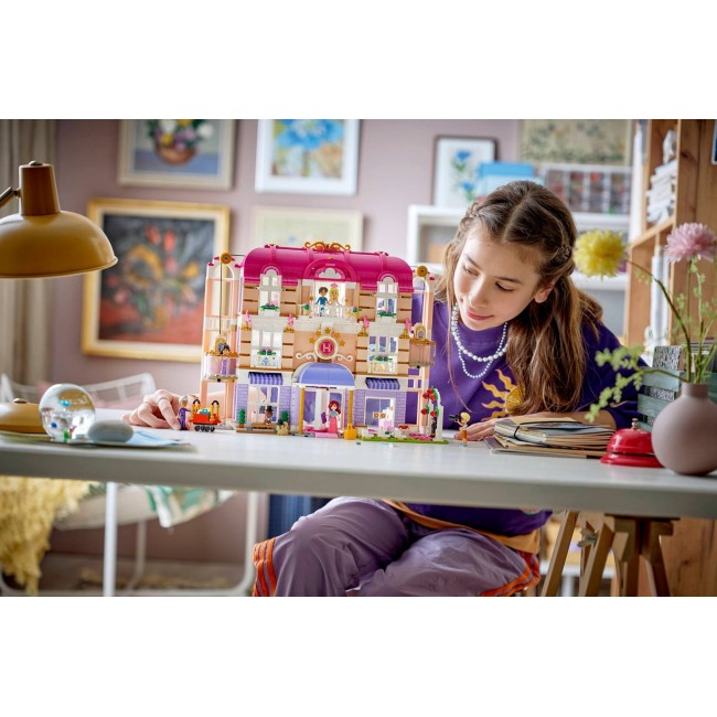LEGO FRIENDS 42704 Heartlake City Grand Hotel