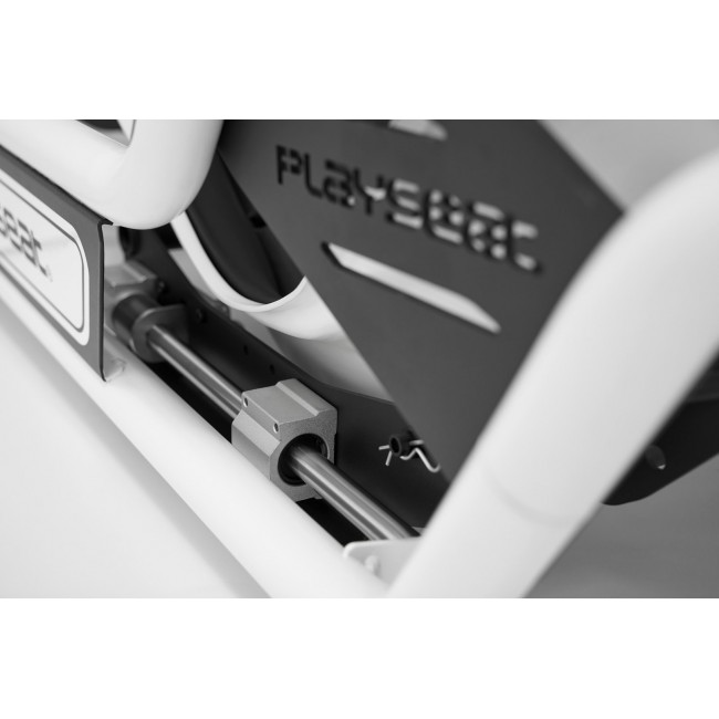 Playseat Formula Intelligence - F1 Edition Universal gaming chair Padded seat Black, White