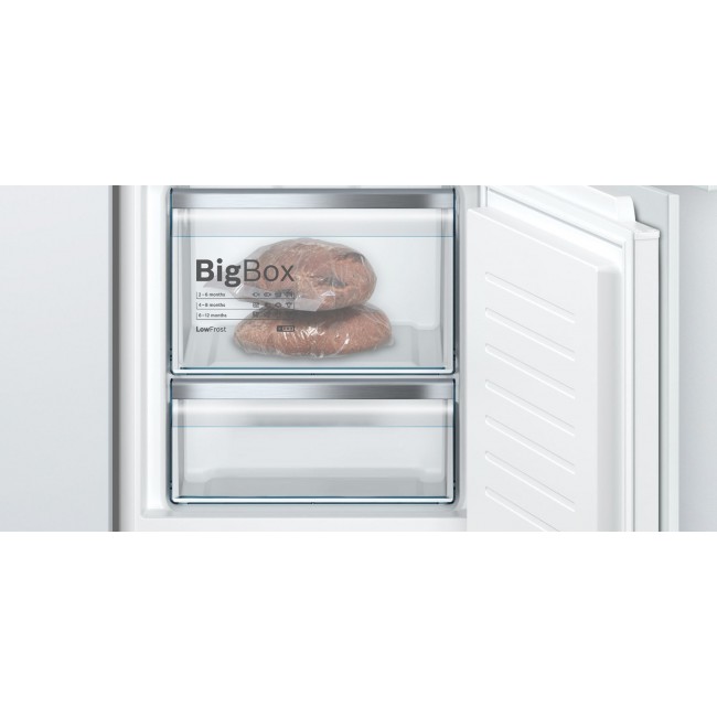 Bosch Serie 6 KIS87AFE0 fridge-freezer Built-in 272 L E White Bosch Serie 6 KIS87AFE0 fridge-freezer Built-in 272 L E White