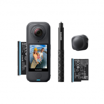 Insta360 X4 Air Starter Bundle 360 spherical camera with accessory kit