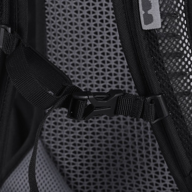 DEUTER AC LITE 16 HIKING BACKPACK BLACK