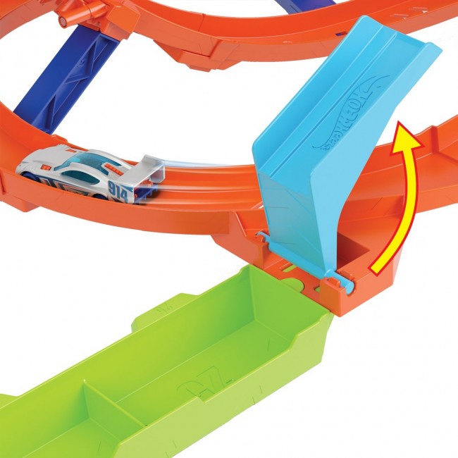 Hot Wheels Action Twisted Tornado Loop Cyclone Challenge Set HTK16 MATTEL