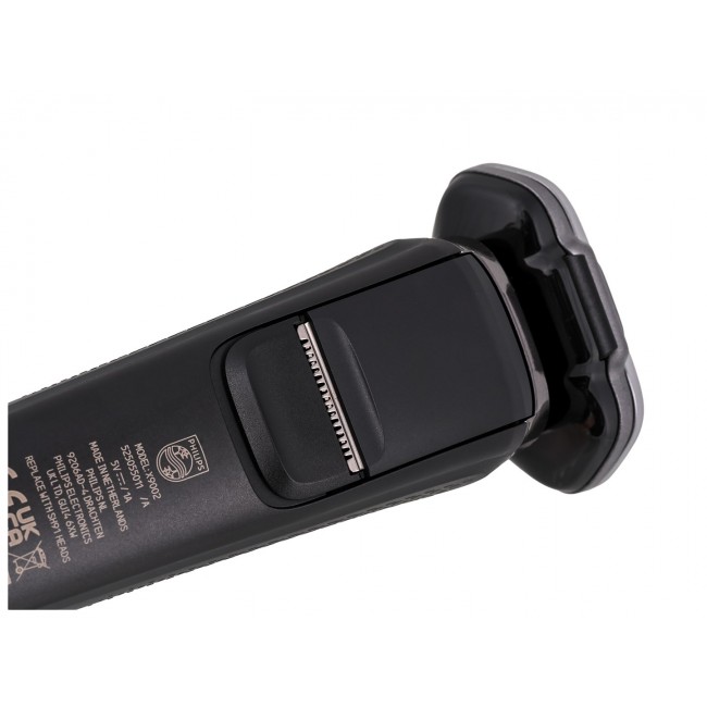 Philips i9000 X9002 Wet & Dry Electric Shaver with SkinIQ Philips i9000 X9002 Wet & Dry Electric Shaver with SkinIQ