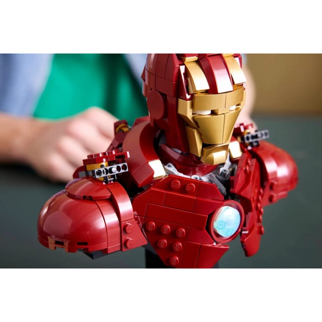LEGO MARVEL 76327 Iron Man MK4 Bust LEGO MARVEL 76327 Iron Man MK4 Bust