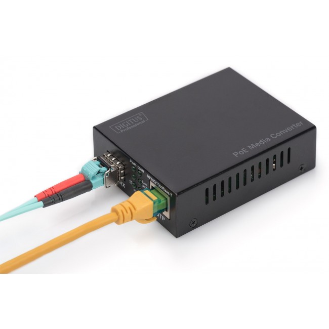Digitus Gigabit PoE media converter, RJ45 / SFP, PSE