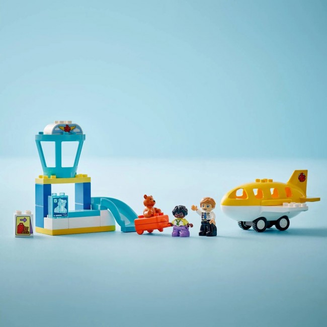 LEGO DUPLO 10443 First Time at the Airport LEGO DUPLO 10443 First Time at the Airport