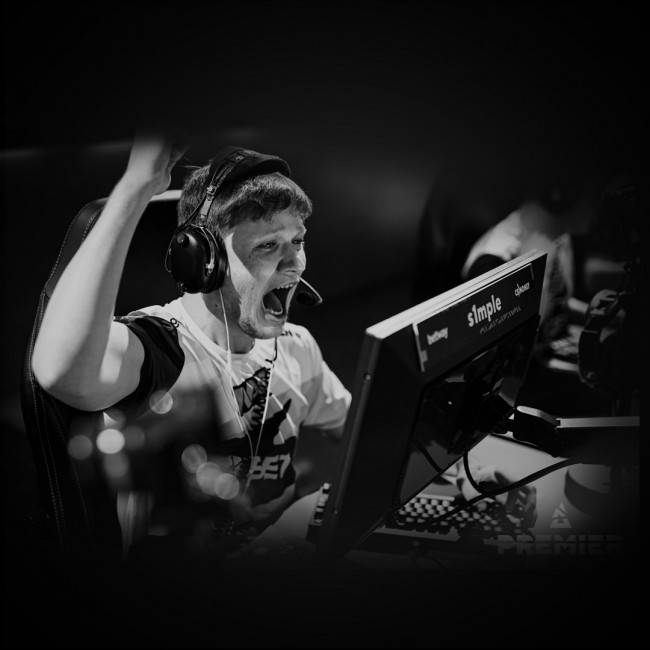 Logitech G PRO X SUPERLIGHT Wireless Gaming Mouse Logitech G PRO X SUPERLIGHT Wireless Gaming Mouse