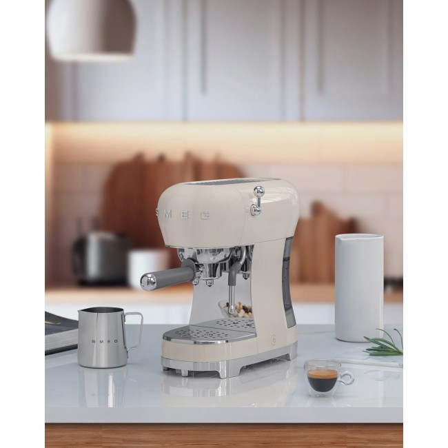 SMEG Coffee Maker cream