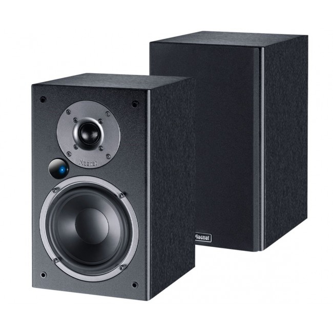 Magnat Monitor Reference 2A active columns 2-way speaker Magnat Monitor Reference 2A active columns 2-way speaker