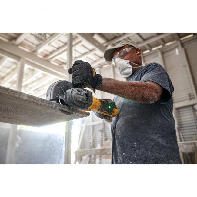 DeWALT DWE4347-QS angle grinder 12.5 cm 10500 RPM 2.3 kg