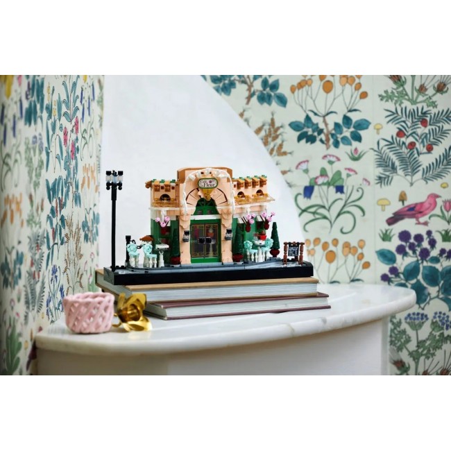 LEGO ICONS 10362 French Caf LEGO ICONS 10362 French Caf