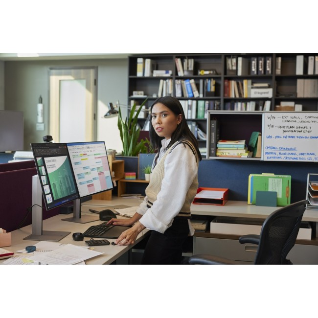 HP Series 7 Pro 24 inch WUXGA Monitor - 724pn