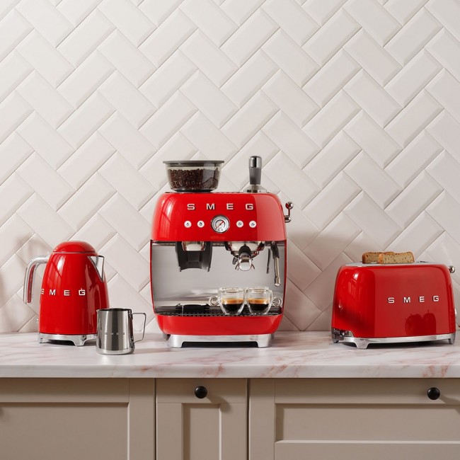 Smeg KLF03RDEU Electric kettle 1.7 l 2400 W Red