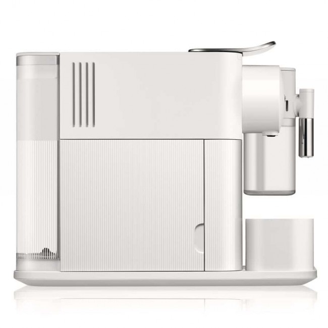 De Longhi Lattissima One Nespresso Pod coffee machine - White De Longhi Lattissima One Nespresso Pod coffee machine - White