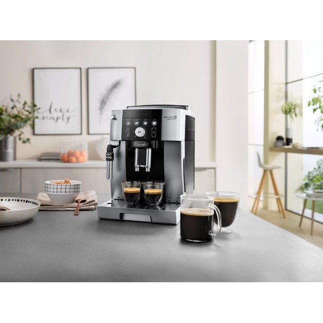 De Longhi Magnifica S Smart Semi-auto Espresso machine 1.8 L