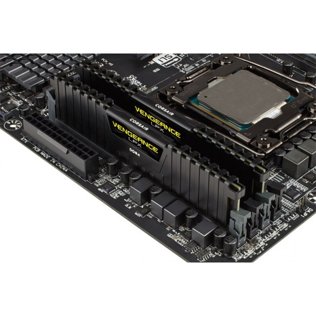 Corsair Vengeance LPX, 32GB memory module 4 x 8 GB DDR4 288-pin DIMM