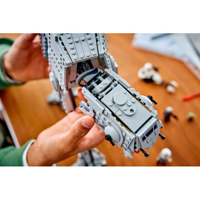 LEGO STAR WARS 75454 Imperial Remnant AT-AT with INT-4