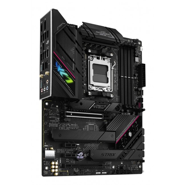 Asus | ROG STRIX B650E-F GAMING WIFI | Processor family AMD | Processor socket AM5 | DDR5 DIMM | Memory slots 4 | Supported hard disk drive interfaces SATA, M.2 | Number of SATA connectors 4 | Chipset AMD B650 | ATX