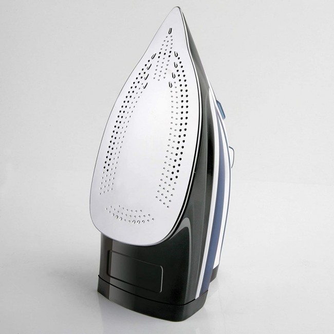 Steam iron Black+Decker BXIR2402E (2400W white) Steam iron Black+Decker BXIR2402E (2400W white)