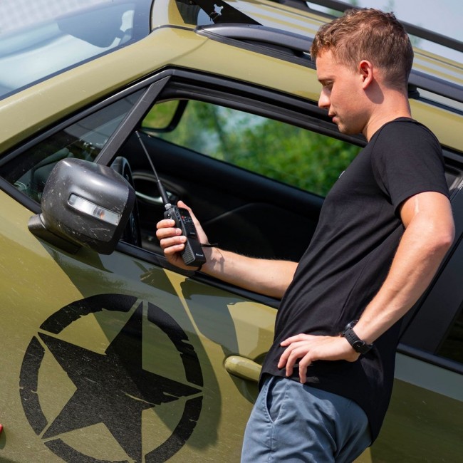 Midland C1267 two-way radio 40 channels 26.565 - 27.99125 MHz Black Midland C1267 two-way radio 40 channels 26.565 - 27.99125 MHz Black