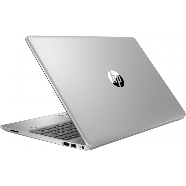 HP 255 G9 AMD Ryzen 5 5625U Laptop 39.6 cm (15.6