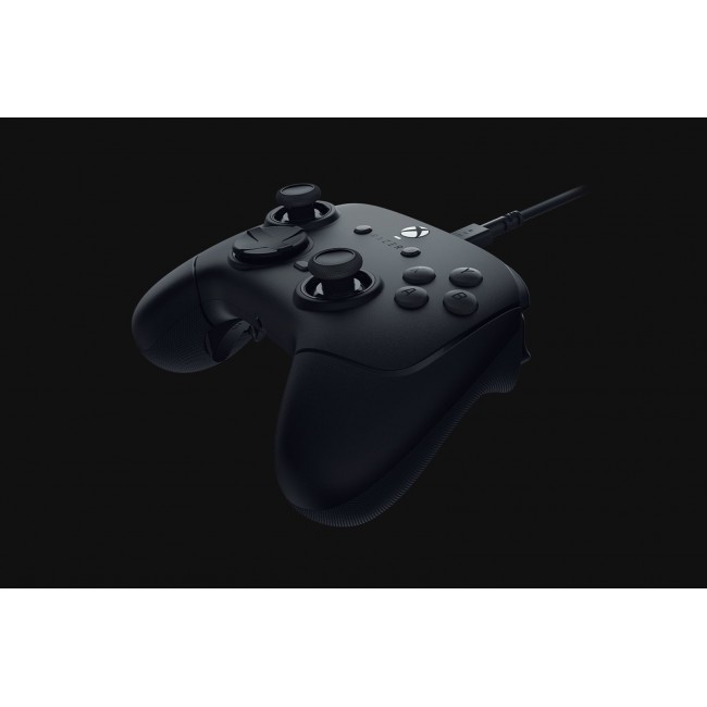 Razer Wolverine V3 Tournament Edition Black USB Gamepad Analogue PC, Xbox Series S, Xbox Series X