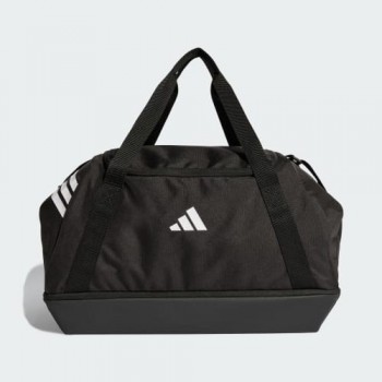 Adidas JY7943_500 duffel bag