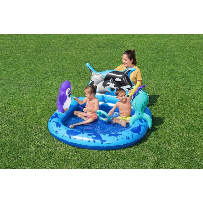 Bestway Polar Pals Kids Inflatable Water Play Center and Pool 1.34 m x 1.31 m x 73 cm Bestway Polar Pals Kids Inflatable Water Play Center and Pool 1.34 m x 1.31 m x 73 cm