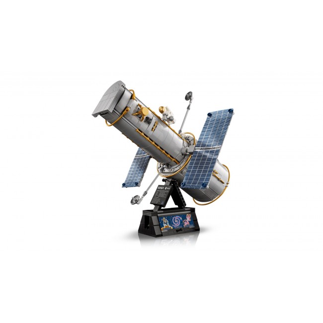 LEGO ICONS 11382 Hubble Space Telescope