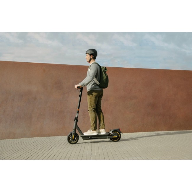 Ninebot by Segway KickScooter MAX G2 D Black 20 km/h 15.3 Ah Ninebot by Segway KickScooter MAX G2 D Black 20 km/h 15.3 Ah