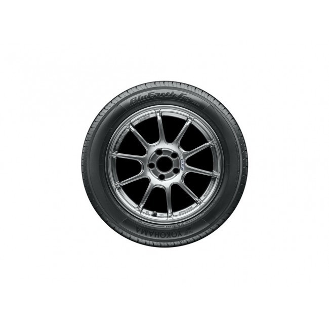 Yokohama BluEarth-ES ES32 195/60 R16 40.6 cm (16 Yokohama BluEarth-ES ES32 195/60 R16 40.6 cm (16