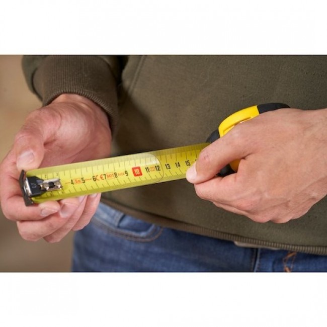 Stanley FATMAX Blade Armour Magnetic Tape 5M X 32 Stanley FATMAX Blade Armour Magnetic Tape 5M X 32