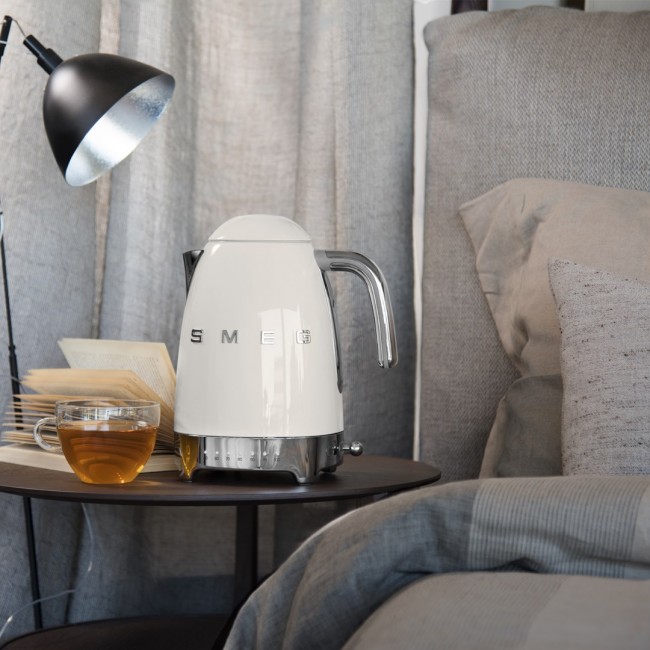 Smeg 50's Style Kettles KLF04CREU Cream