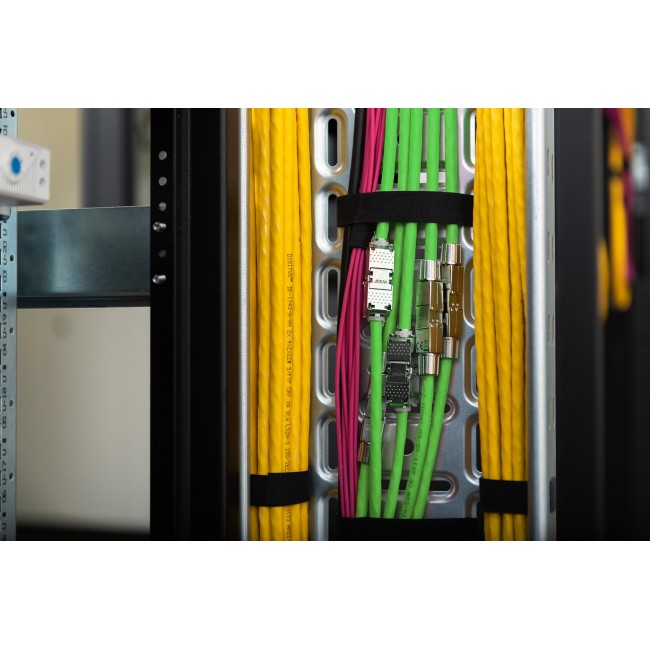 Installation cable DIGITUS cat.8.2, S/FTP, Dca, AWG 22/1, LSOH, 100m, green Installation cable DIGITUS cat.8.2, S/FTP, Dca, AWG 22/1, LSOH, 100m, green