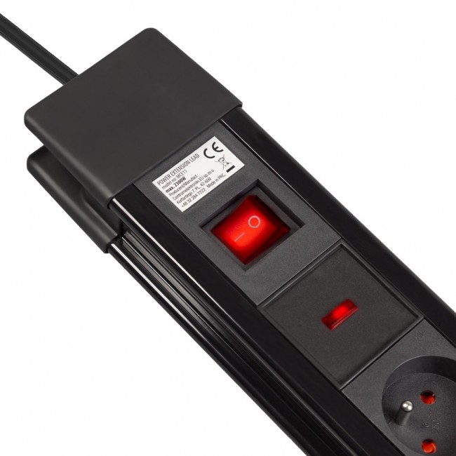 Maclean MCE11 power extension 1.5 m 8 AC outlet(s) Indoor Black